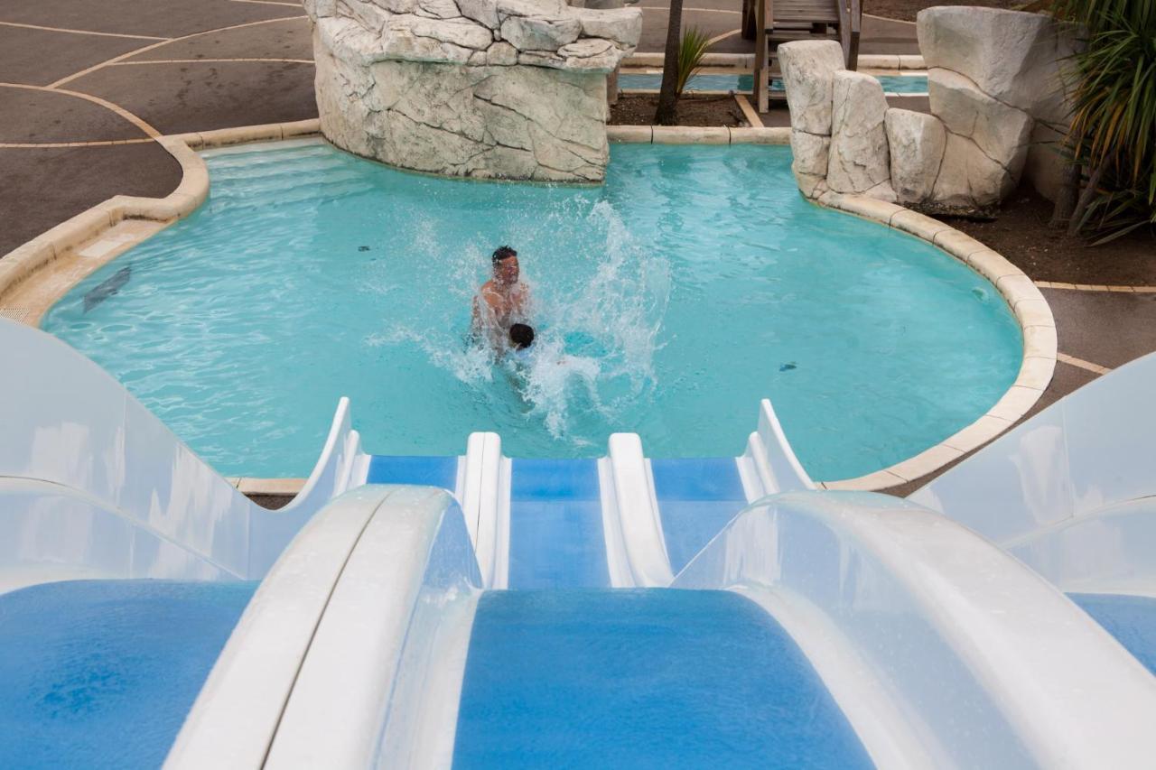 Domaine Du Collet**** Hotel Villeneuve-en-Retz Bagian luar foto